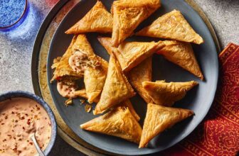 Moroccan Kefta (Ground Meat) and Bell Pepper Briouats Recipe