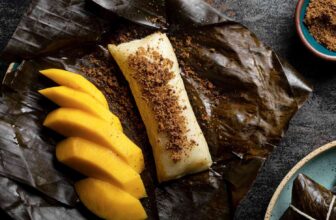 Suman (Filipino Steamed Sticky Rice Cakes)