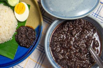 Sambal Tumis (Malaysian Chile Paste)