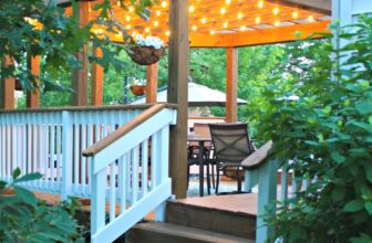 How to Make Sturdy DIY Patio Light Planters | Thrifty Decor Chick