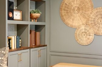 How to Reupholster a Bench {With a Rug!} | Thrifty Decor Chick