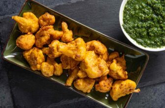 Cauliflower Pakoras Recipe
